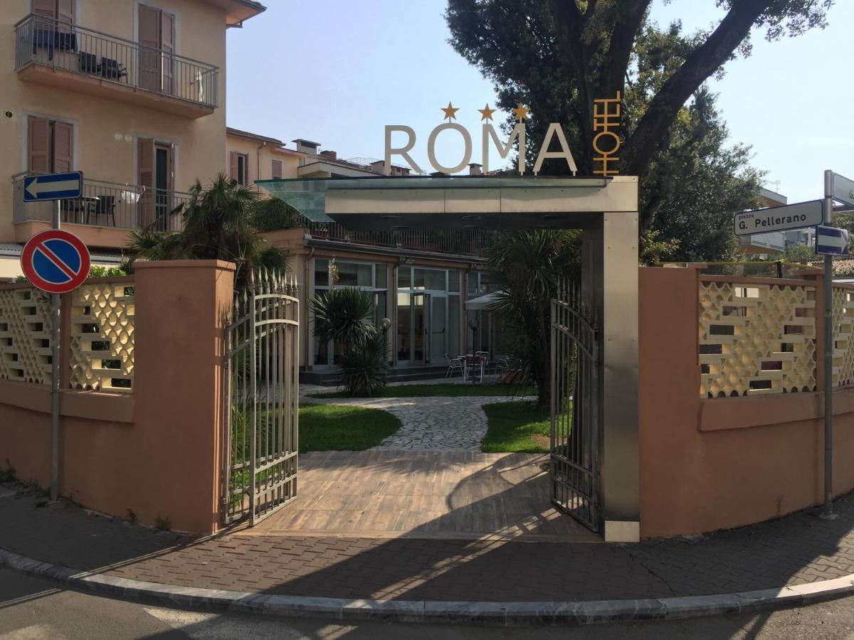 Hotel Roma Marina di Massa Exterior foto